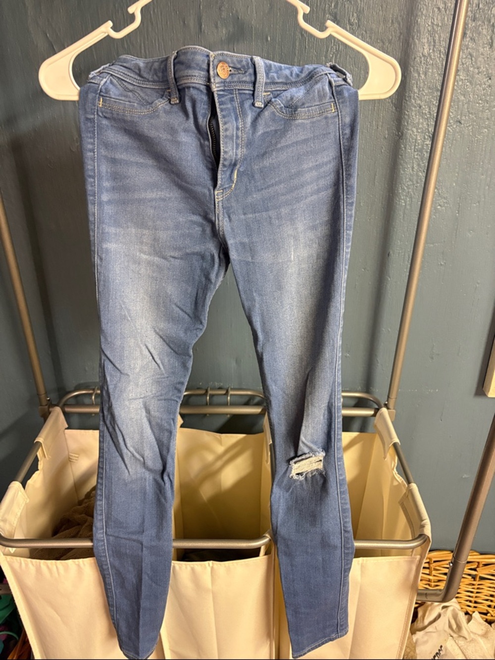 Classic Blue Women’s Slim Jeans - Distressed Knee